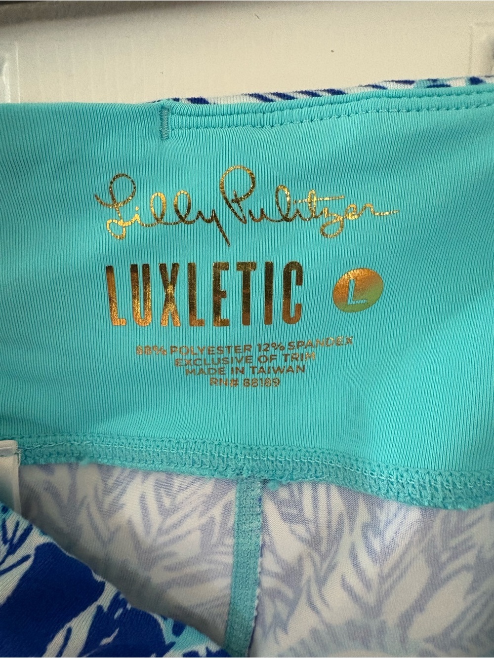 Lilly Pulitzer Luxletic Blue Tropical Print Cropped Leggings Size Large - Picture 4 of 6